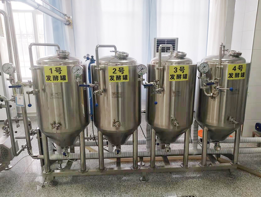 啤酒發(fā)酵罐